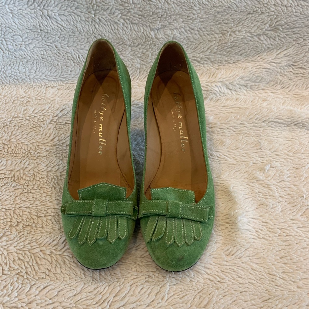 Bettye Muller Green Suede Kilt Pumps